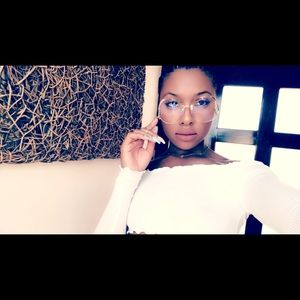 white ribbed long sleeve crop top